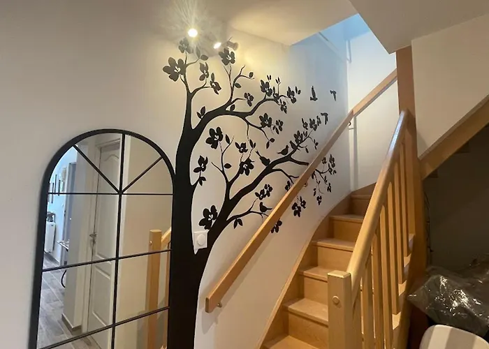 Confort Avec Jardin, Pres De Valenciennes - 5 Chambres, Equipements Bebe, Borne Electrique - Fr-1-510-188